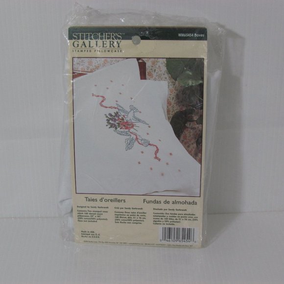 Bucilla 2003 Pillowcases DOVES Stamped Cross Stitch Flowers Ribbon - Picture 1 of 5